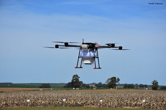 M8APRO 8 assi precisi agricoltura UAV Sprayer Copter Drone per l'applicazione di pesticidi