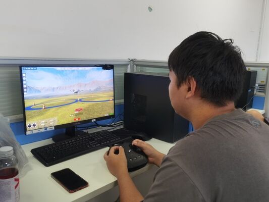 Strumento di formazione per la mappatura con valutazione automatica basata sull'IA e 30 moduli di formazione completi per le capacità di risposta alle emergenze